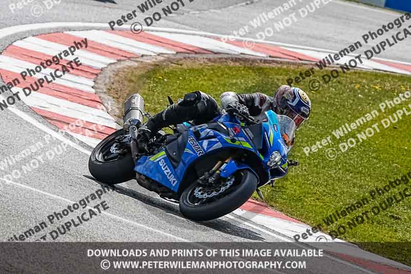 donington no limits trackday;donington park photographs;donington trackday photographs;no limits trackdays;peter wileman photography;trackday digital images;trackday photos